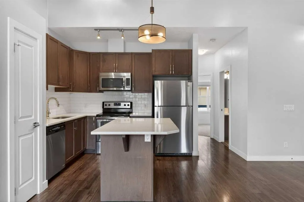 12 Evanscrest Gardens NW