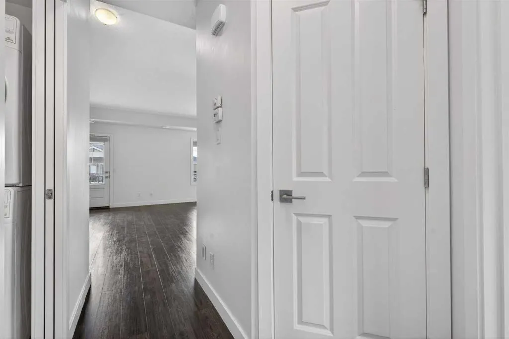 12 Evanscrest Gardens NW