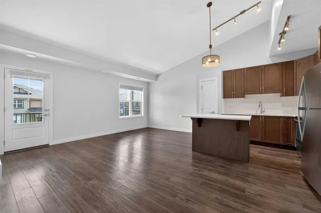 12 Evanscrest Gardens NW
