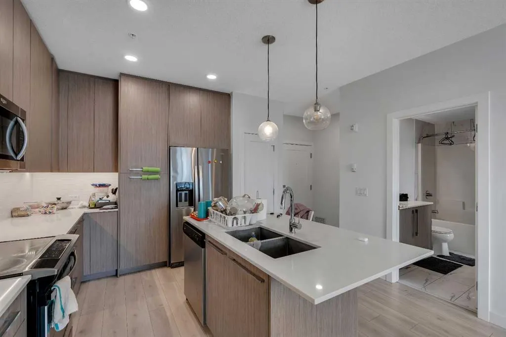 76 Cornerstone Passage NE #2225