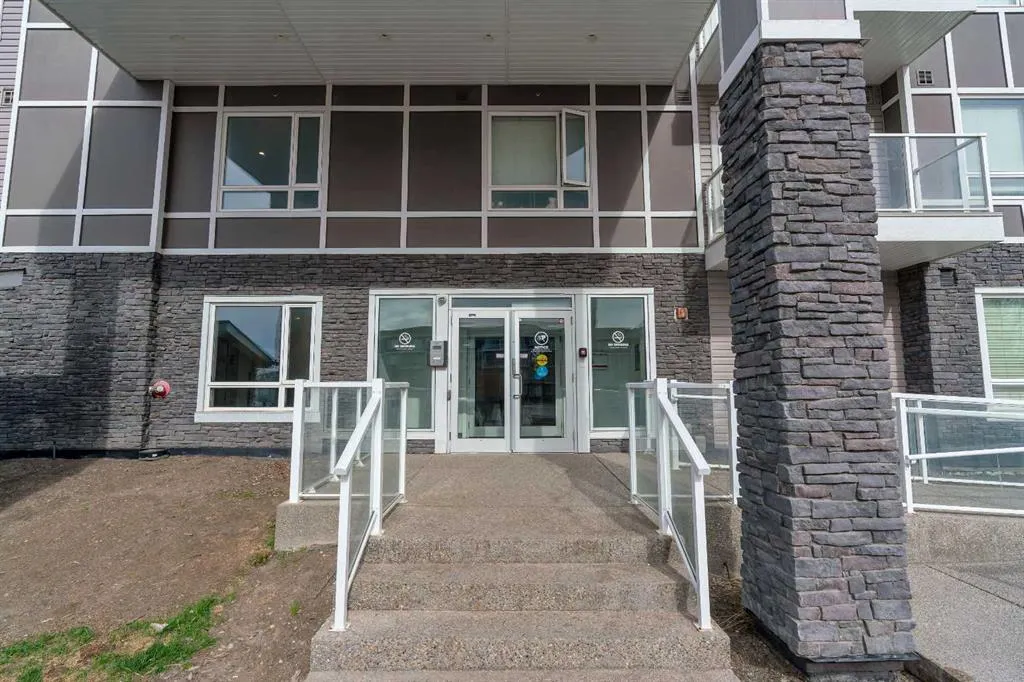 76 Cornerstone Passage NE #2225