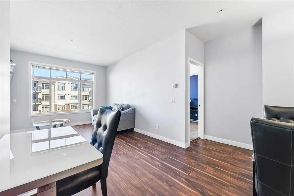 16 Auburn Bay Link SE #301