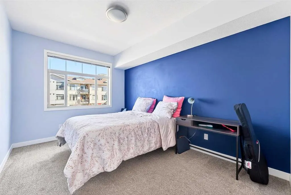 16 Auburn Bay Link SE #301