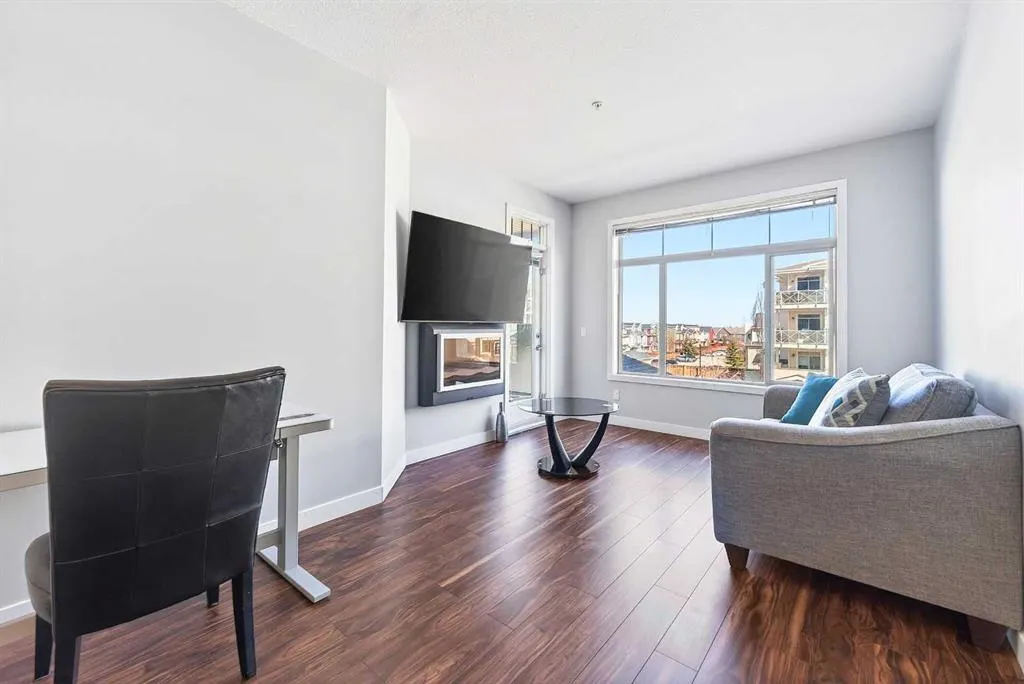 16 Auburn Bay Link SE #301