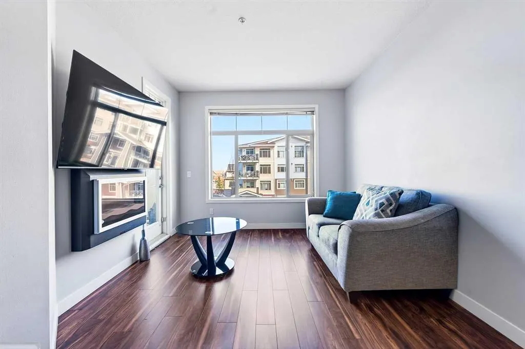 16 Auburn Bay Link SE #301