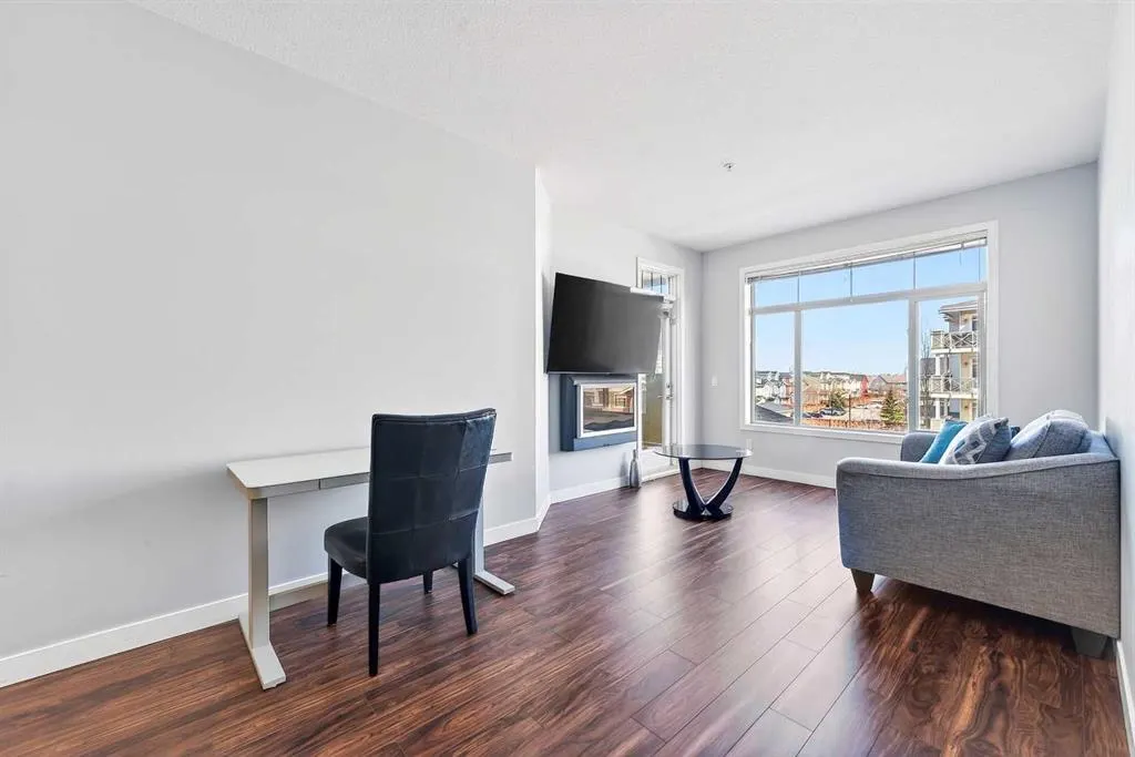 16 Auburn Bay Link SE #301
