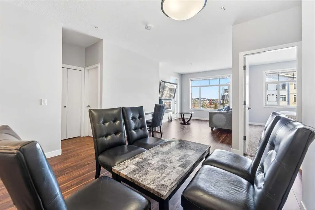 16 Auburn Bay Link SE #301