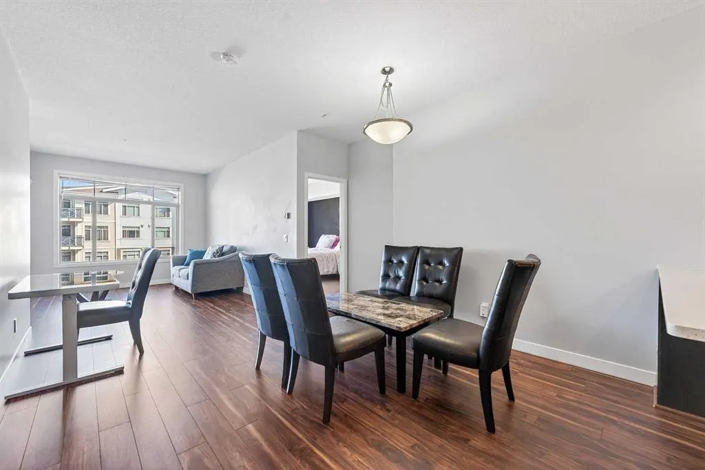 16 Auburn Bay Link SE #301