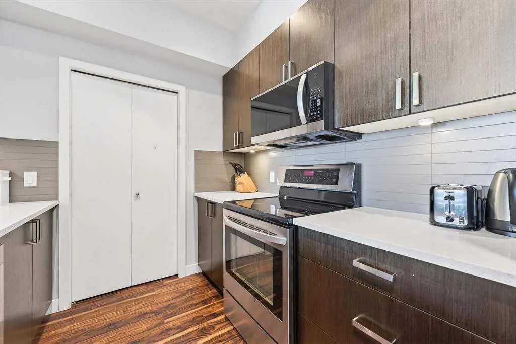 16 Auburn Bay Link SE #301