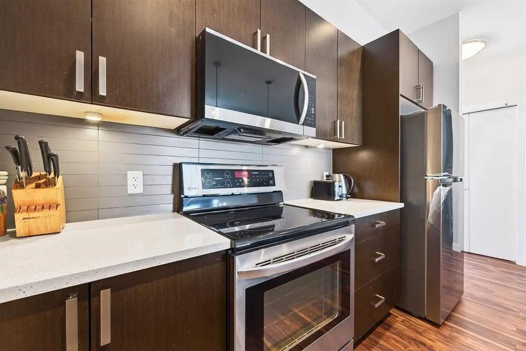16 Auburn Bay Link SE #301