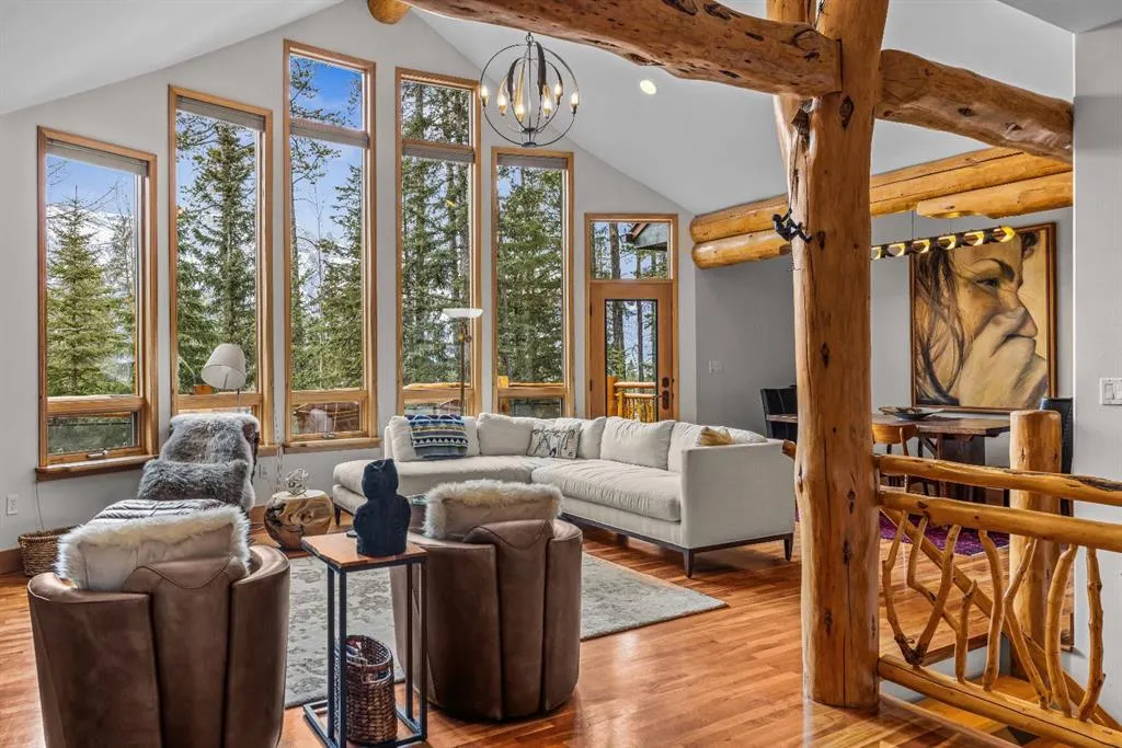 109 Silvertip Ridge