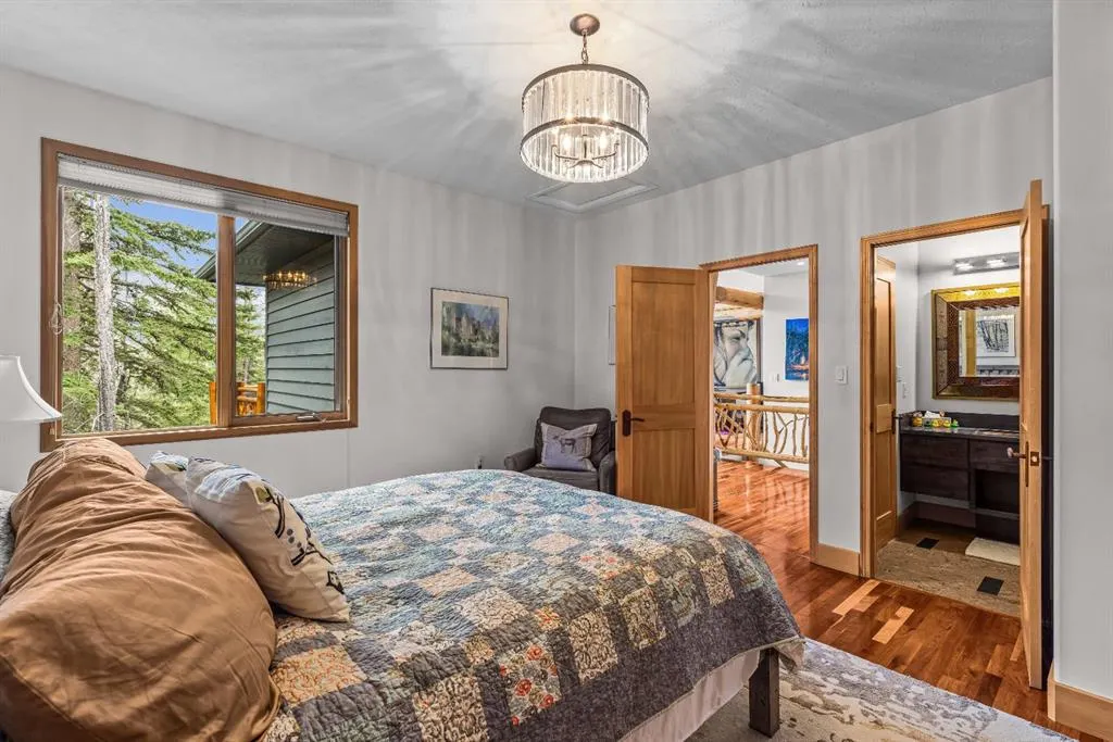 109 Silvertip Ridge
