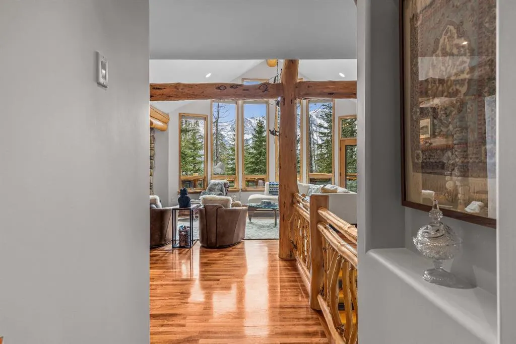 109 Silvertip Ridge