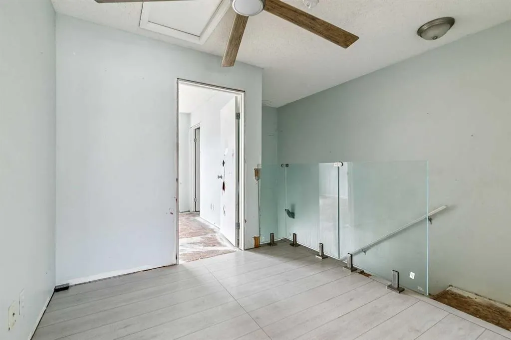 76 Elgin Gardens SE
