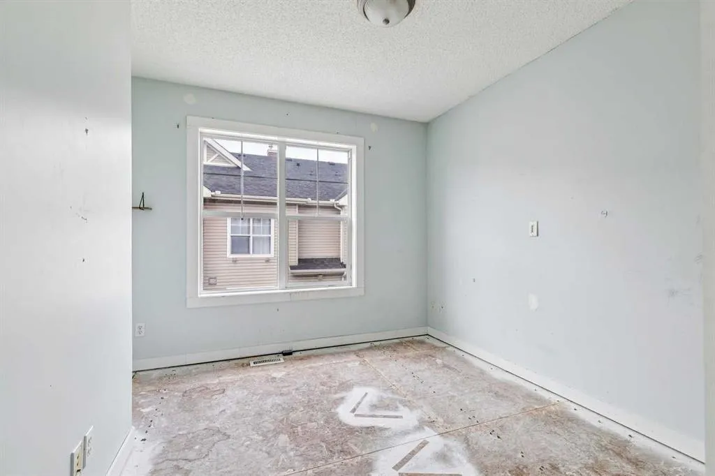 76 Elgin Gardens SE