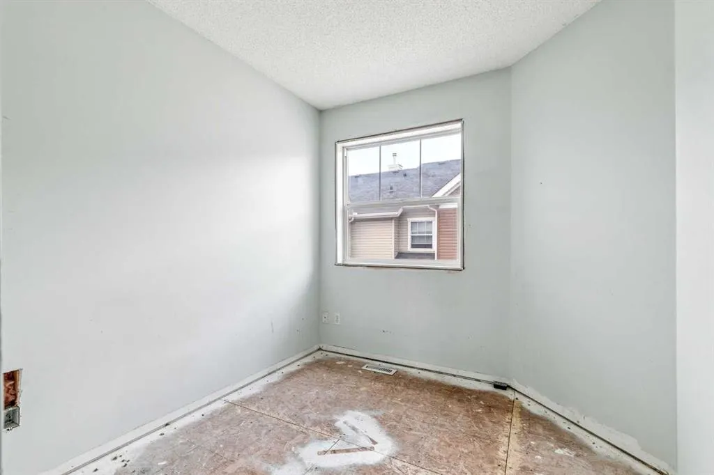 76 Elgin Gardens SE