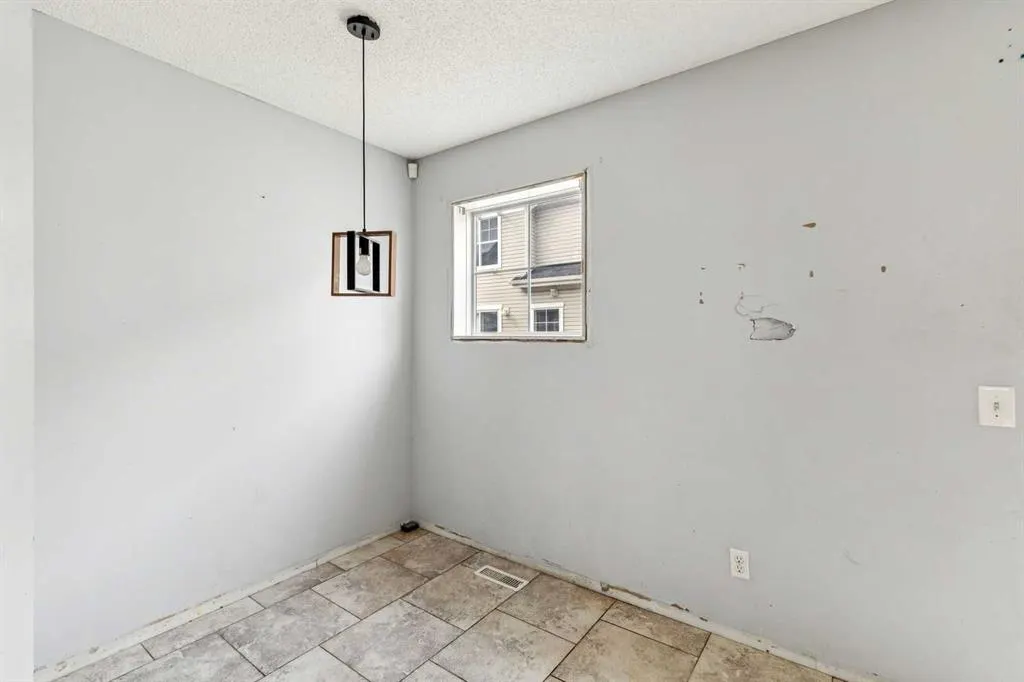76 Elgin Gardens SE