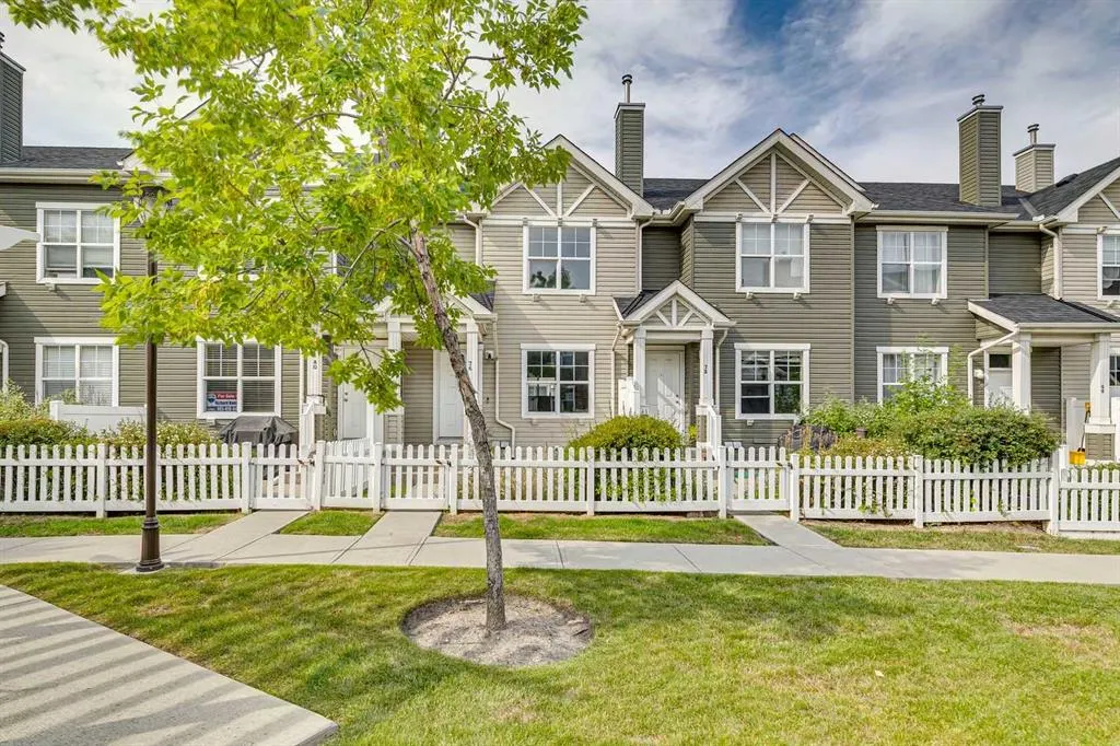 76 Elgin Gardens SE