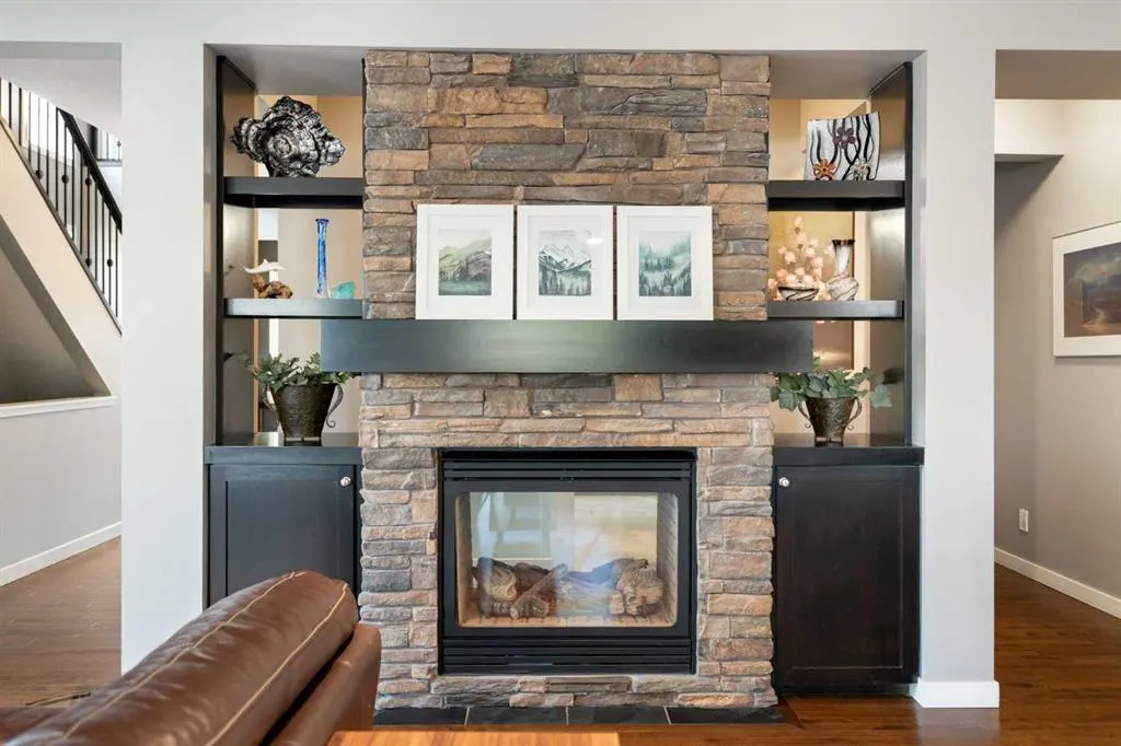 202 Boulder Creek Court SE