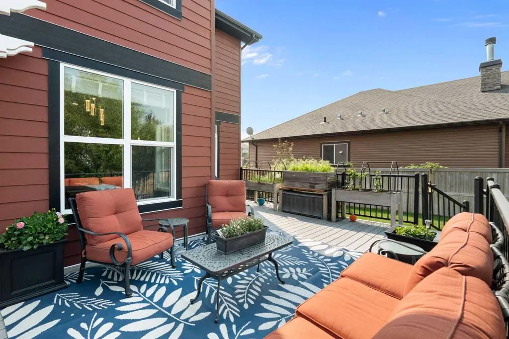 202 Boulder Creek Court SE