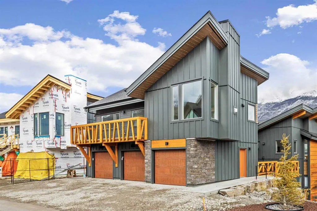 209 Stewart Creek Rise #203J