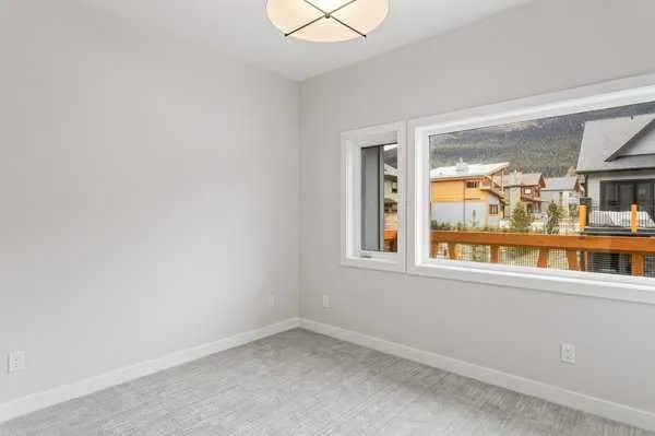 209 Stewart Creek Rise #203J