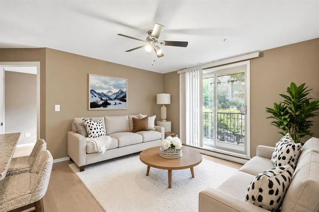 186 Kananskis Way #112