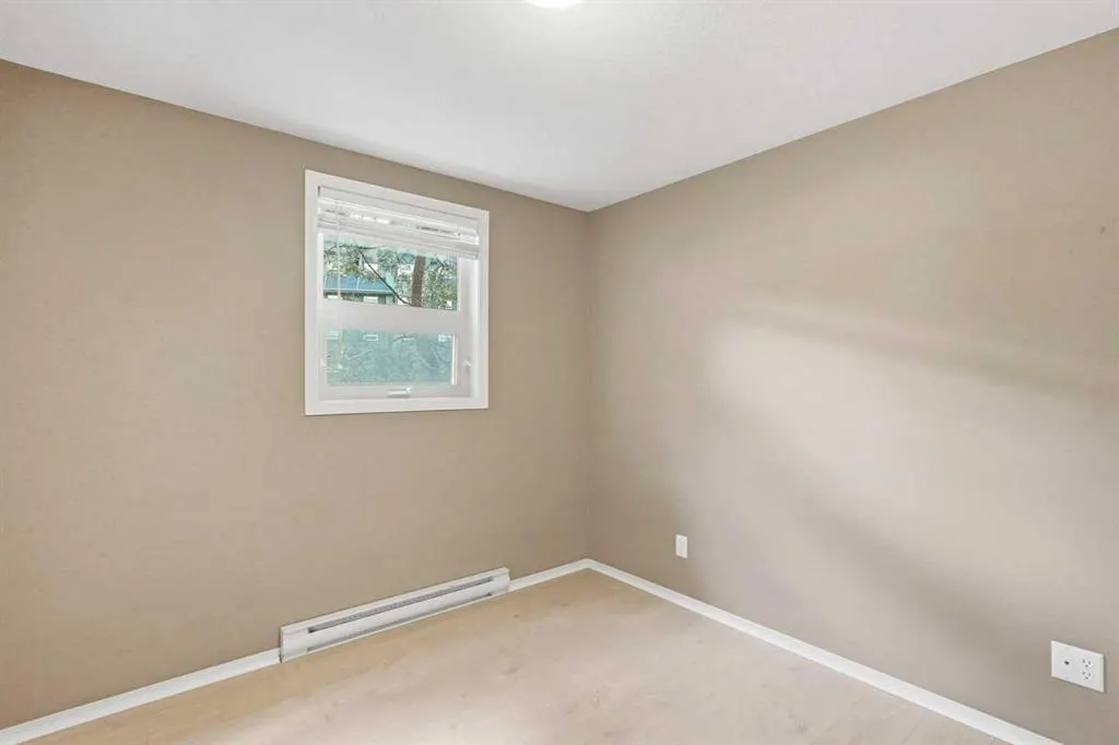 186 Kananskis Way #112