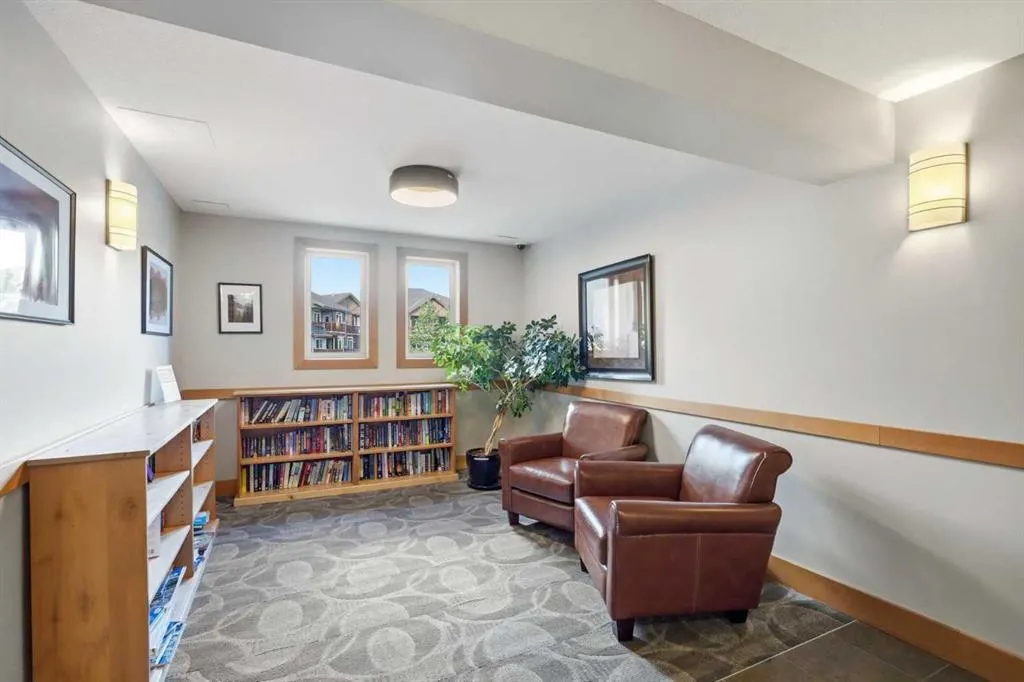186 Kananskis Way #112