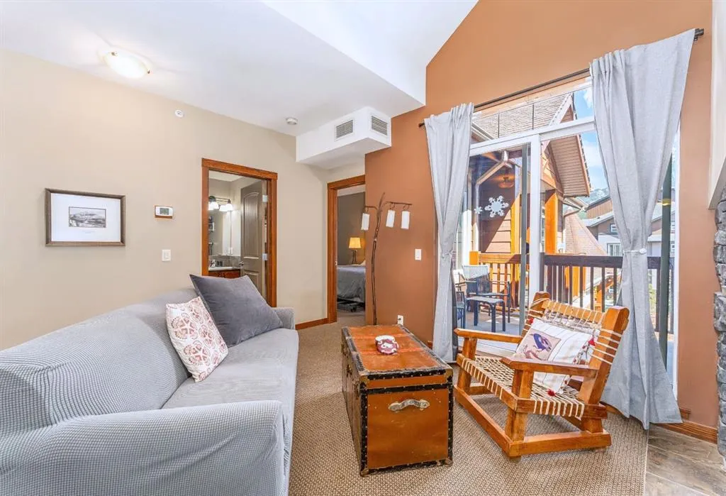 190 Kananaskis Way #401