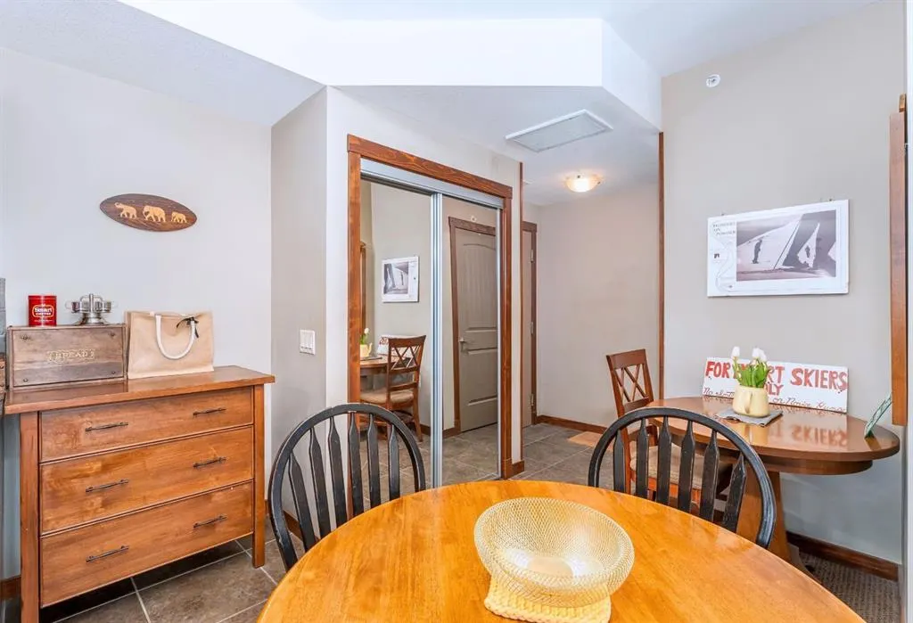 190 Kananaskis Way #401