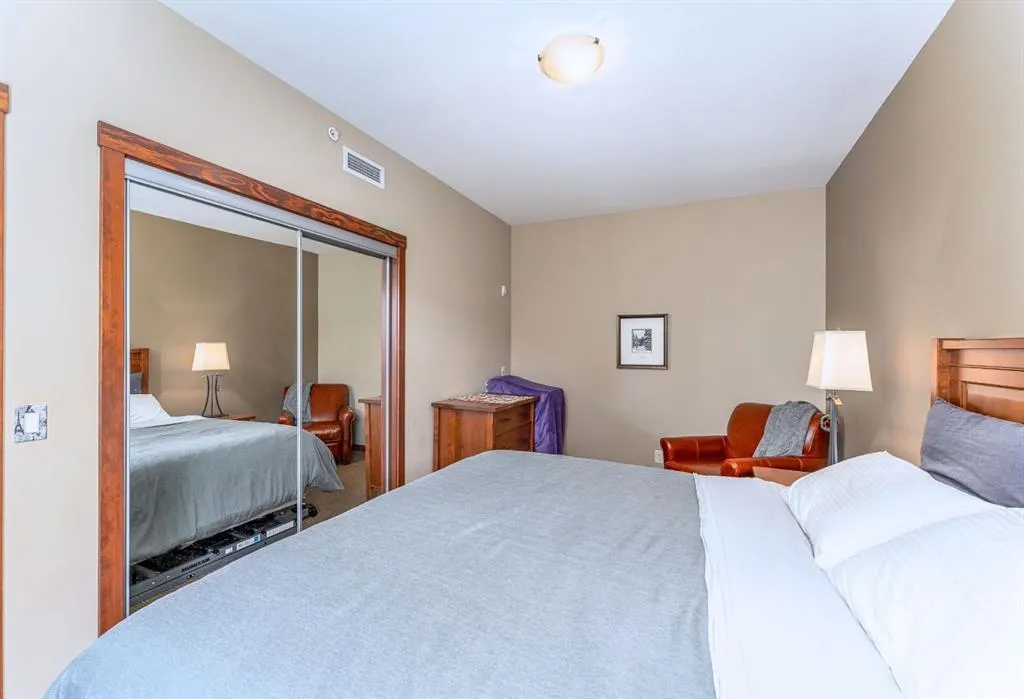 190 Kananaskis Way #401