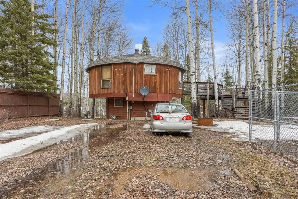 16 Gregoire Avenue