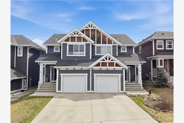 534 River Heights Crescent