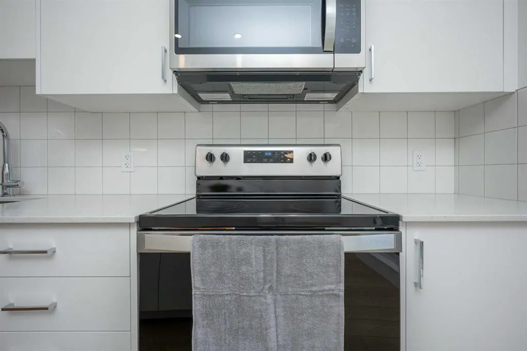 8535 19 Avenue SE #302