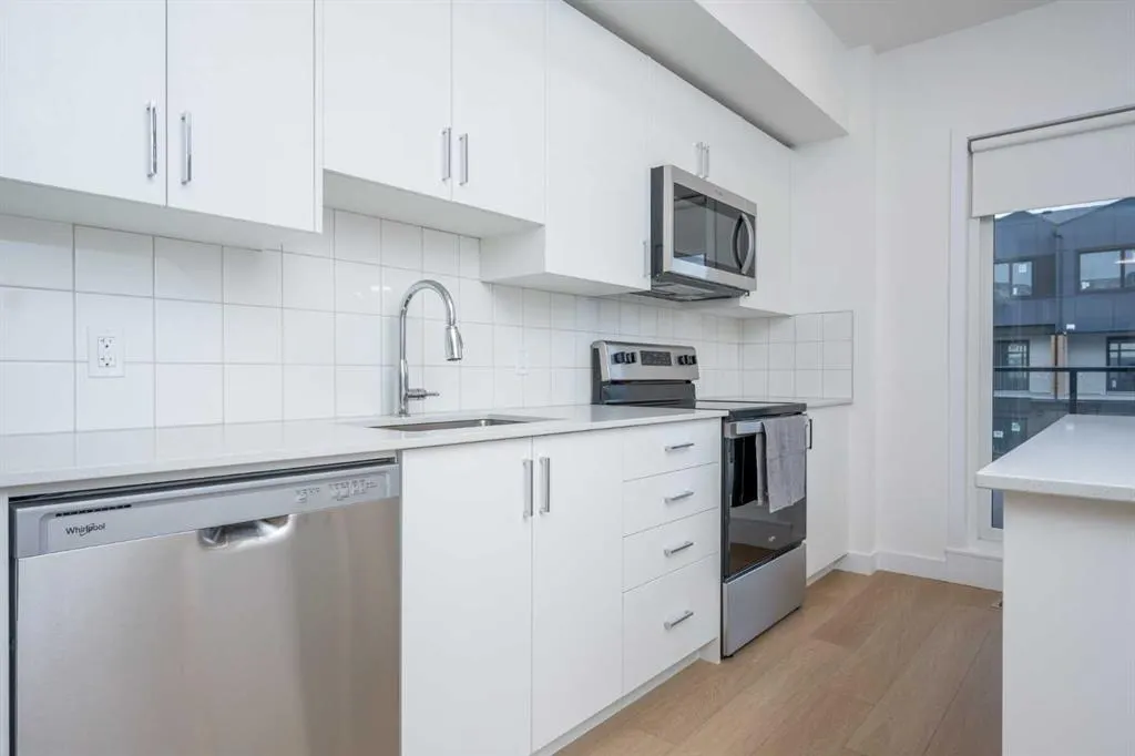 8535 19 Avenue SE #302