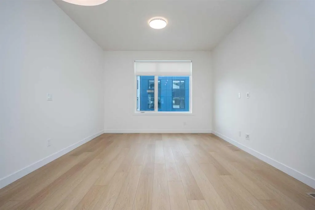 8535 19 Avenue SE #302