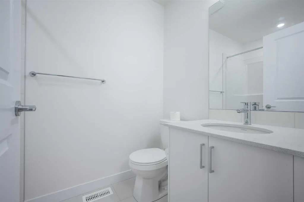 8535 19 Avenue SE #302