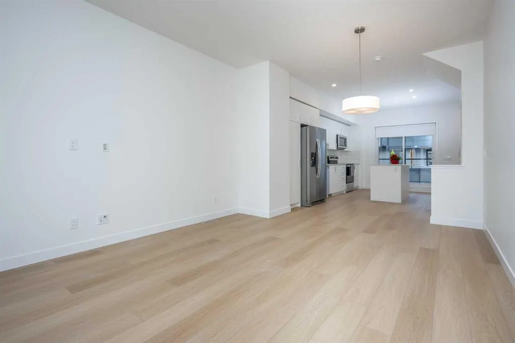 8535 19 Avenue SE #302