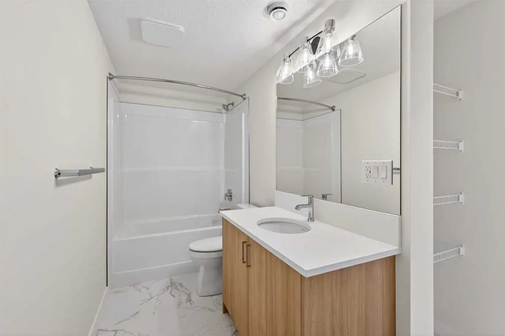 1113 Sailfin Heath