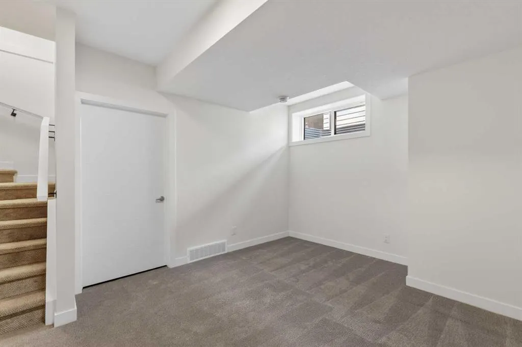 1113 Sailfin Heath
