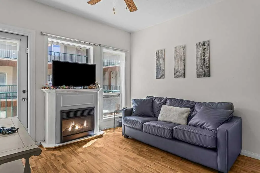 176 Kananaskis Way #211