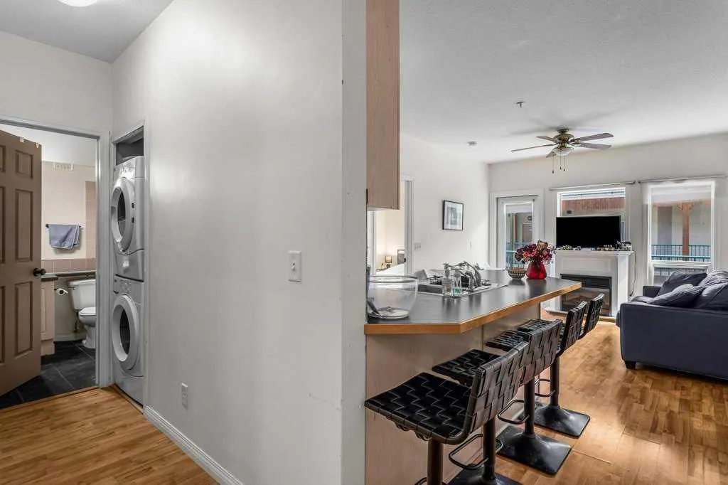 176 Kananaskis Way #211