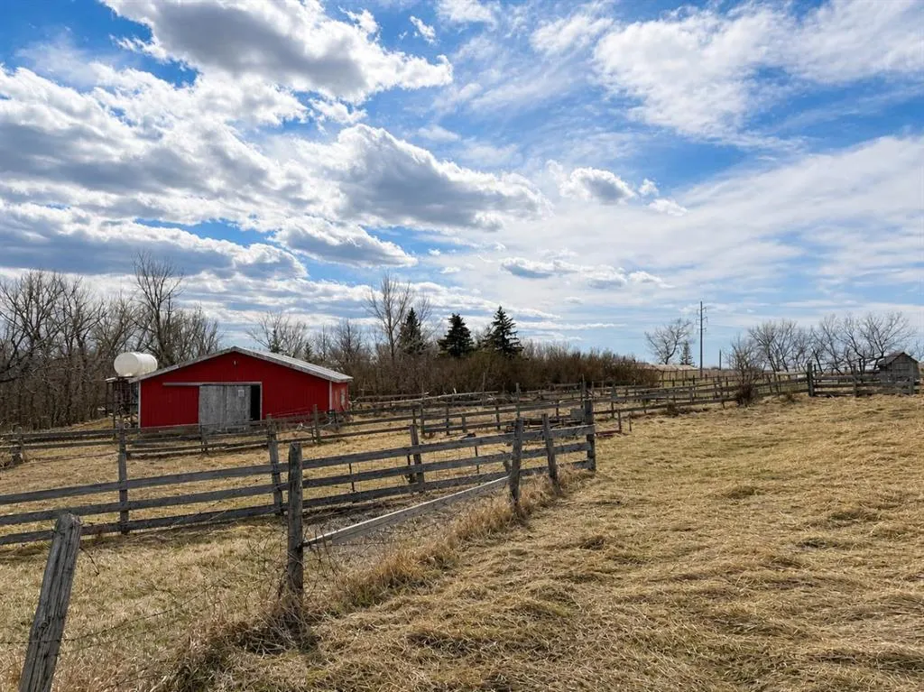 292234 Township Road 264