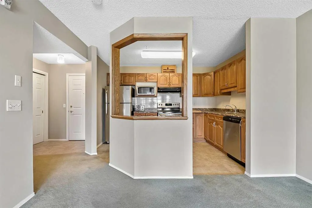 2206 Sienna Park Green SW #2206