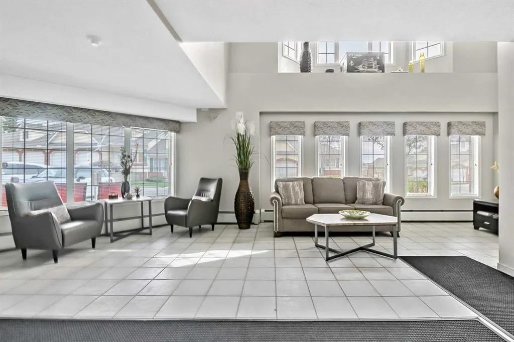 2206 Sienna Park Green SW #2206