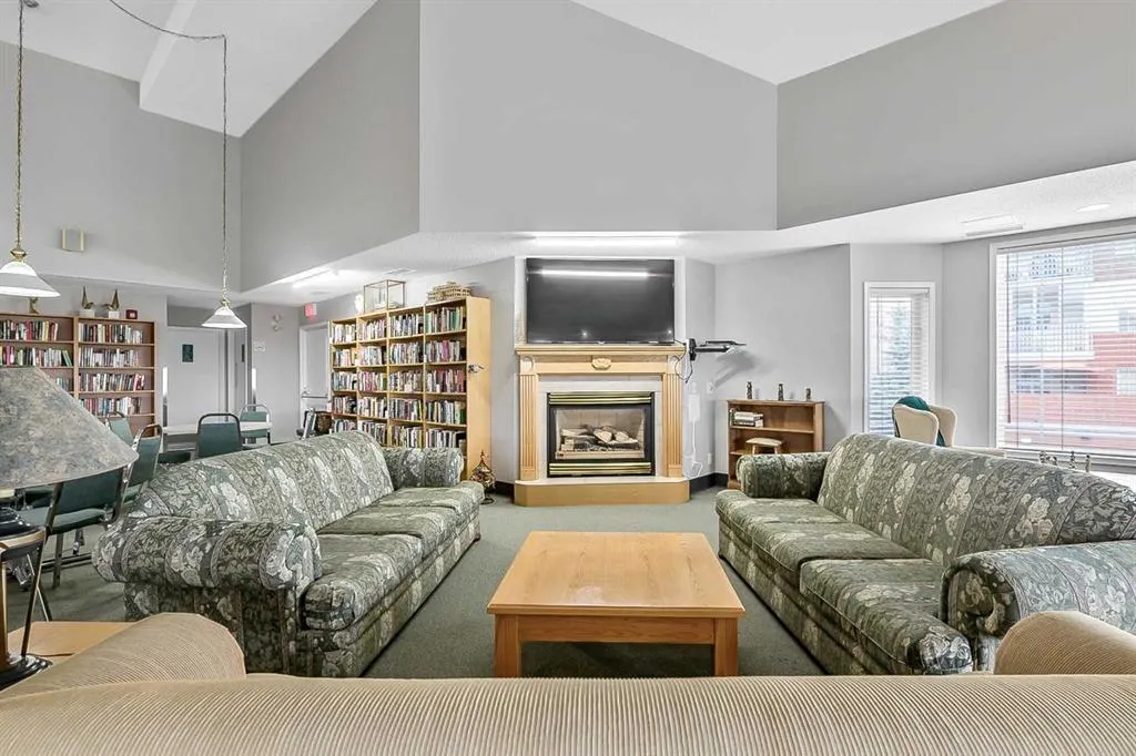 2206 Sienna Park Green SW #2206