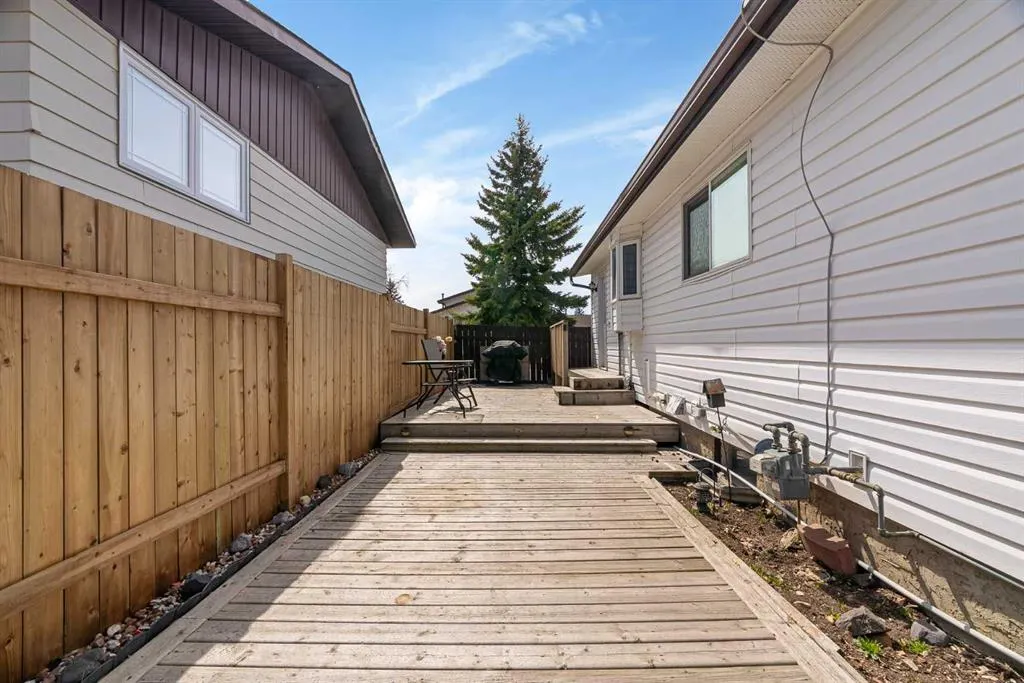 162 Caldwell Crescent