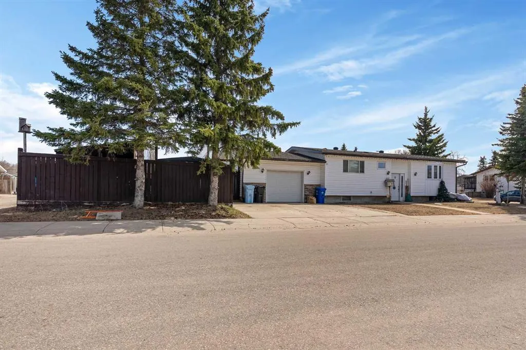 162 Caldwell Crescent
