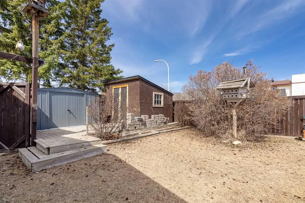 162 Caldwell Crescent